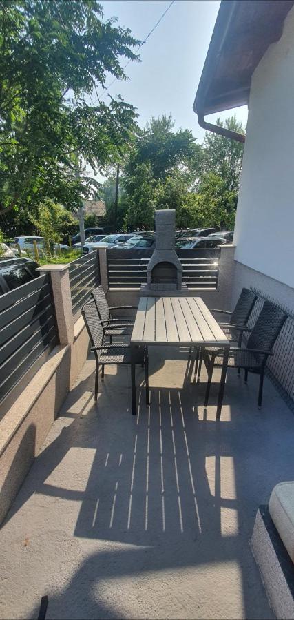 Apartmani Roki Tuzla Kültér fotó