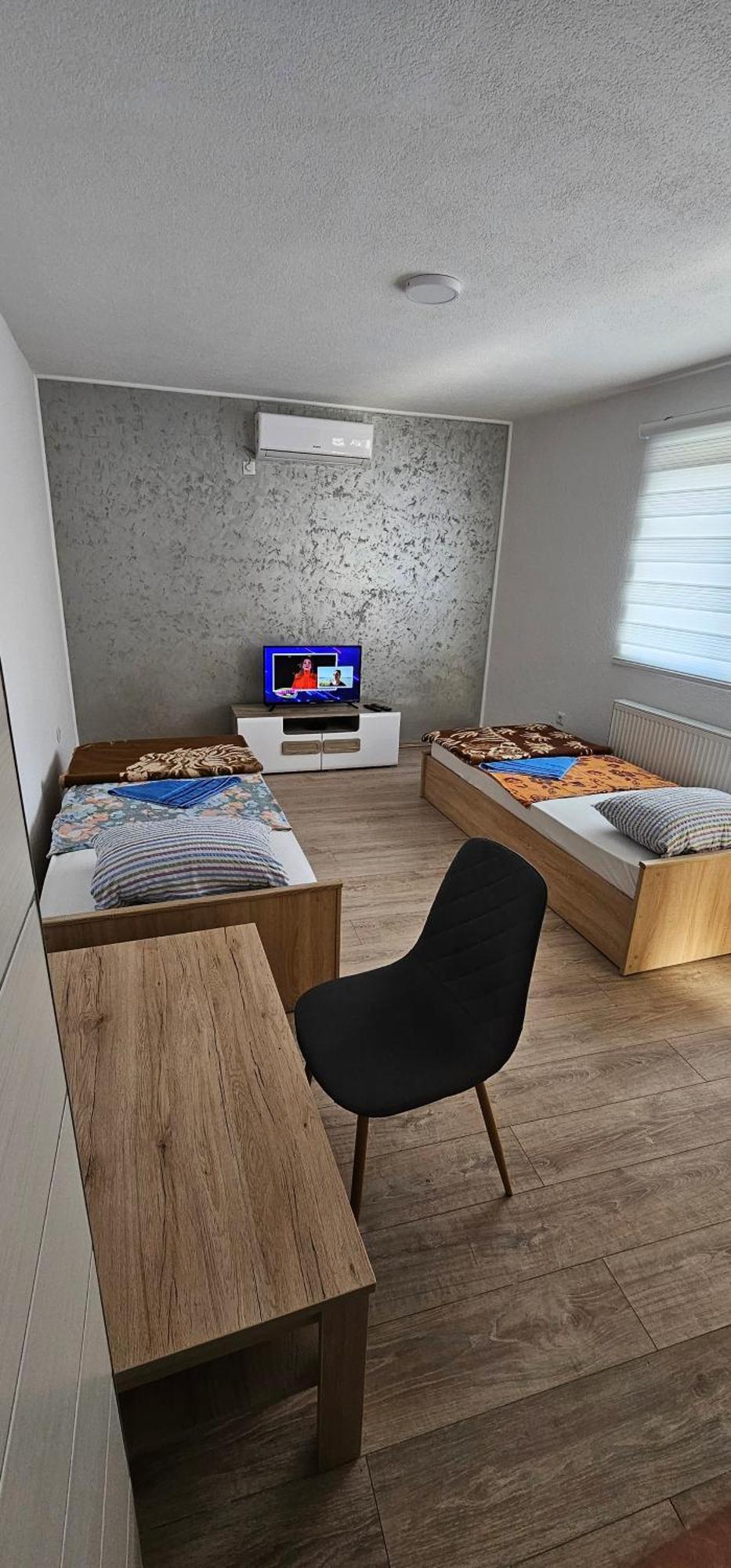 Apartmani Roki Tuzla Kültér fotó